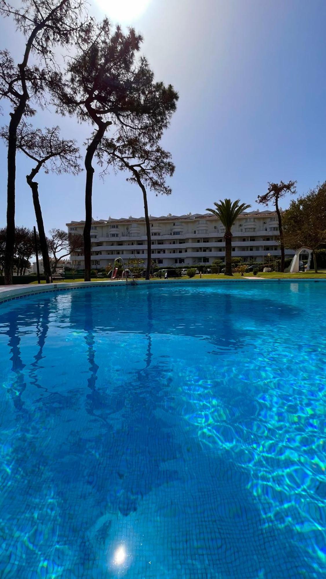 Apartment Algaida Calahonda Beachfront Sea View Sitio de Calahonda Bagian luar foto